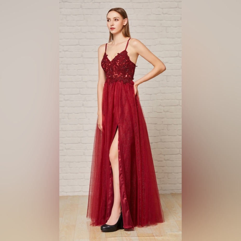 J’adore Prom / Grad dress - J18008 - Sample Sale